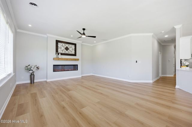 117 E Dowry Creek, Belhaven, NC 27810