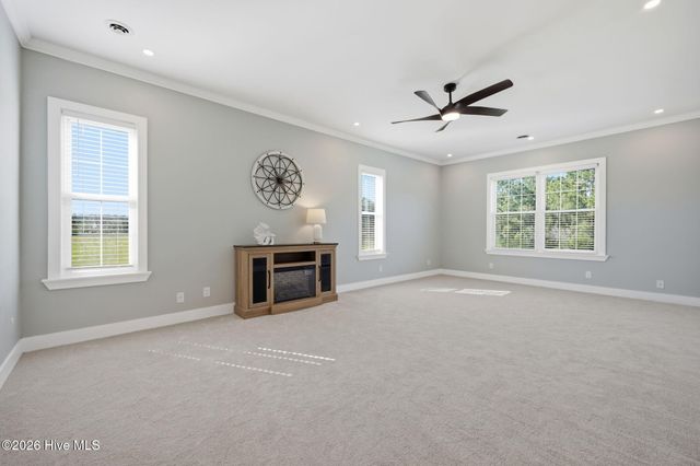 117 E Dowry Creek, Belhaven, NC 27810