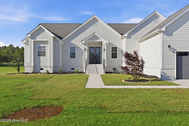 117 E Dowry Creek, Belhaven, NC 27810