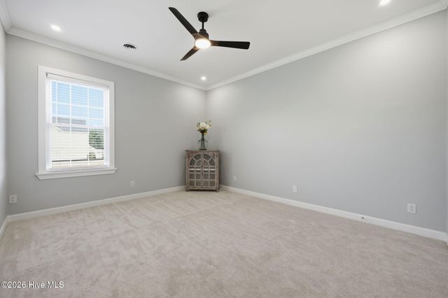 117 E Dowry Creek, Belhaven, NC 27810