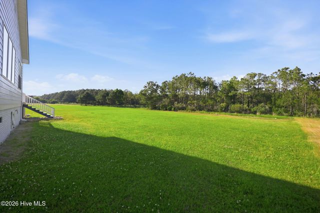 117 E Dowry Creek, Belhaven, NC 27810