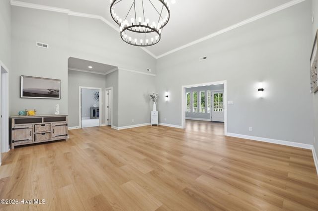 117 E Dowry Creek, Belhaven, NC 27810