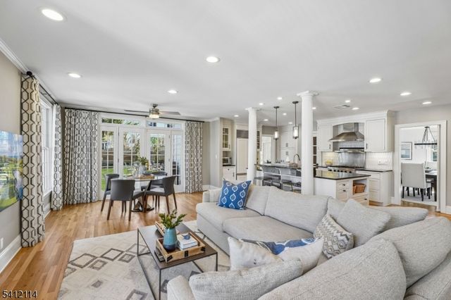 30 Colonial Way, Millburn Twp., NJ 07078