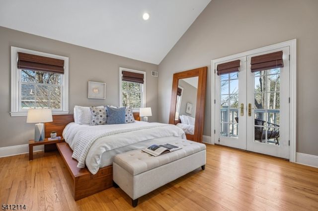 30 Colonial Way, Millburn Twp., NJ 07078