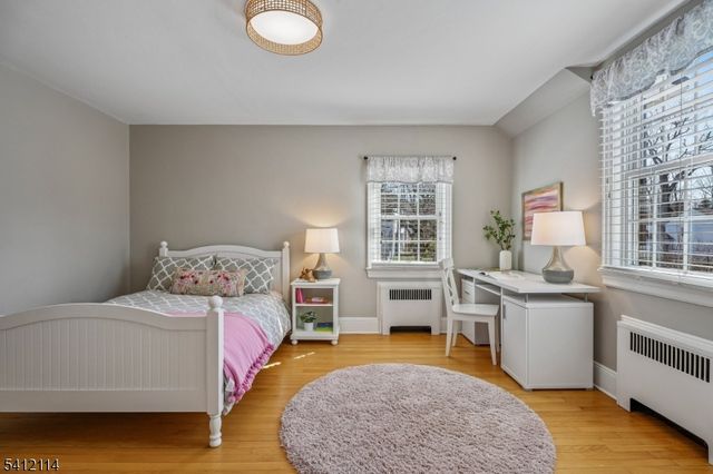 30 Colonial Way, Millburn Twp., NJ 07078