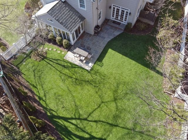 30 Colonial Way, Millburn Twp., NJ 07078