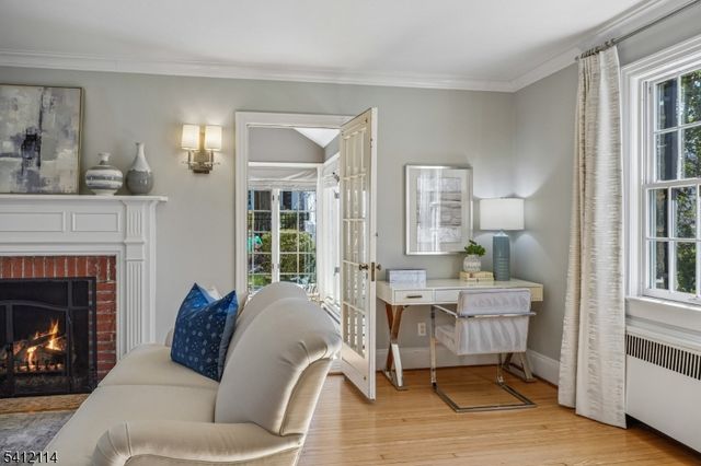 30 Colonial Way, Millburn Twp., NJ 07078