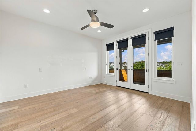 5006 Pecan Springs RD 7, Austin, TX 78723