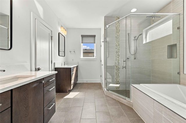 5006 Pecan Springs RD 7, Austin, TX 78723