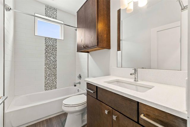 5006 Pecan Springs RD 7, Austin, TX 78723