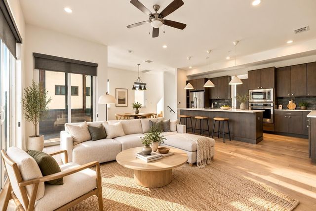 5006 Pecan Springs RD 7, Austin, TX 78723