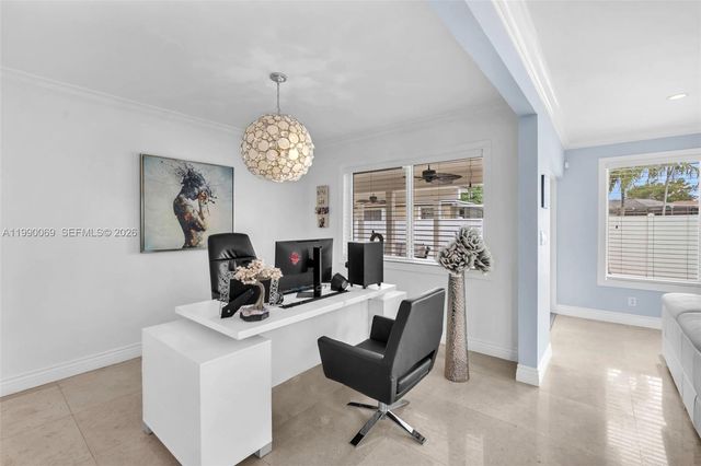 851 Bluebird Ave, Miami Springs, FL 33166