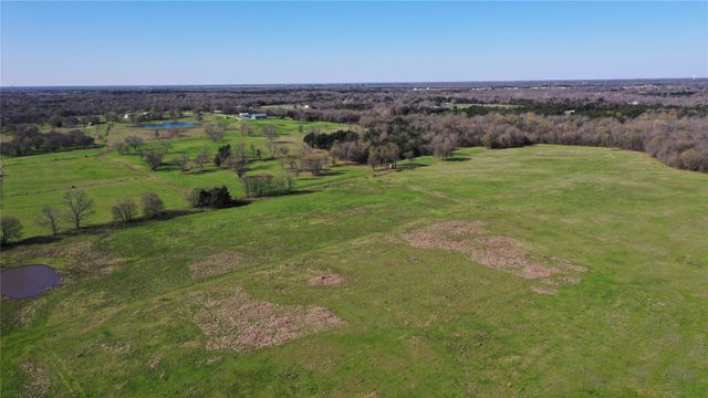 2238 County Road 1081, Greenville, TX 75401