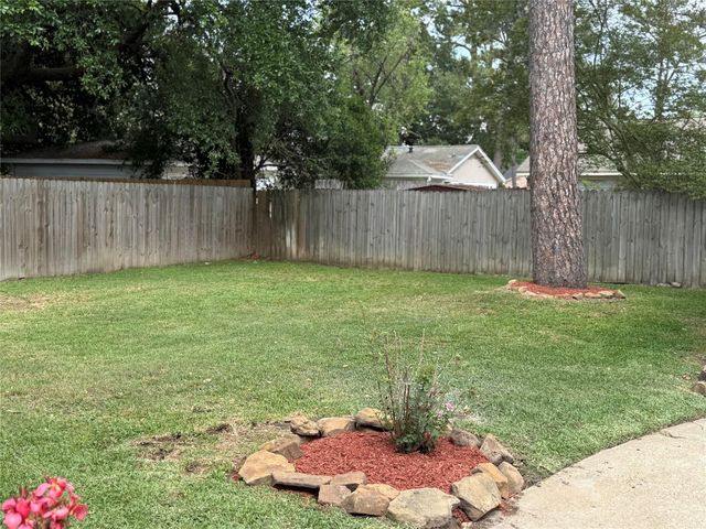 23126 Bayleaf Drive, Spring, TX 77373