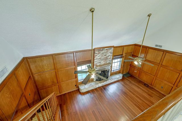 23126 Bayleaf Drive, Spring, TX 77373