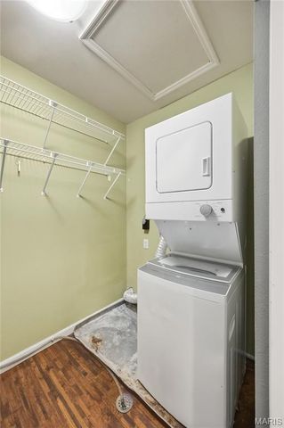 4501 Eli Drive I, St Louis, MO 63128