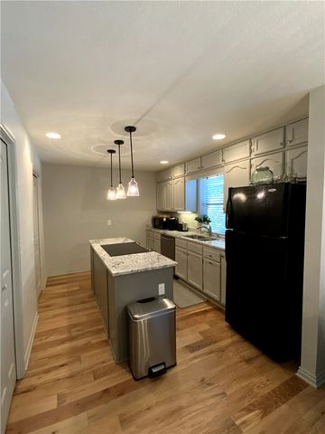 2723 Joyce Boulevard, Fayetteville, AR 72703