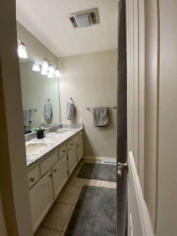 2723 Joyce Boulevard, Fayetteville, AR 72703