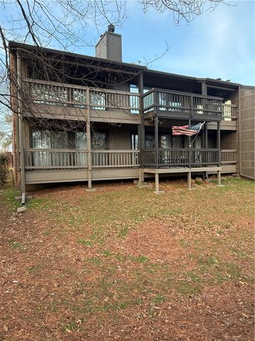 2723 Joyce Boulevard, Fayetteville, AR 72703