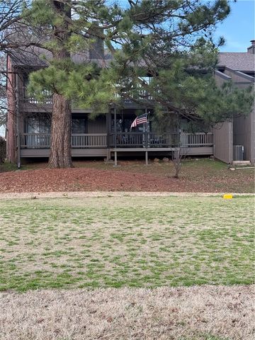 2723 Joyce Boulevard, Fayetteville, AR 72703