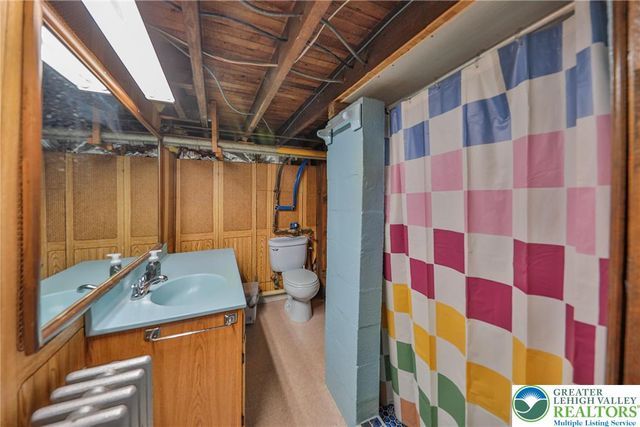 1138 Loxley Lane, Salisbury Twp, PA 18103