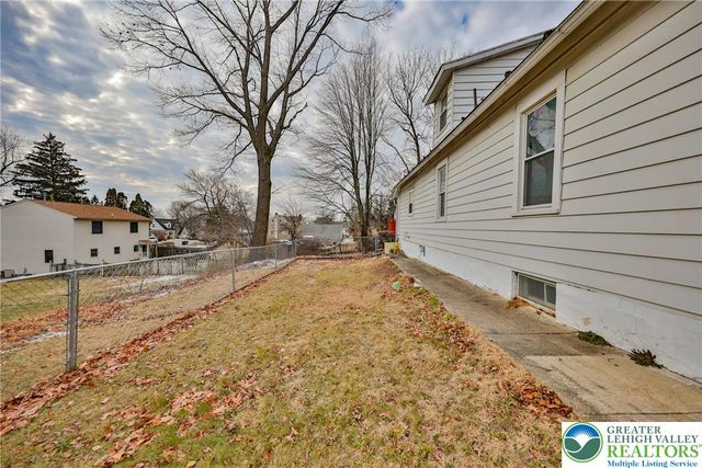 1138 Loxley Lane, Salisbury Twp, PA 18103