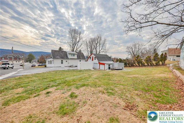 1138 Loxley Lane, Salisbury Twp, PA 18103