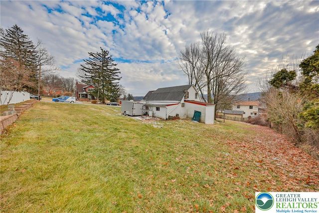 1138 Loxley Lane, Salisbury Twp, PA 18103