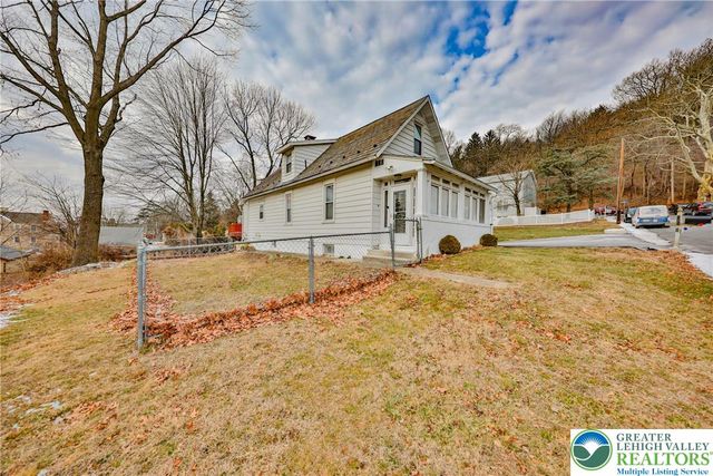 1138 Loxley Lane, Salisbury Twp, PA 18103