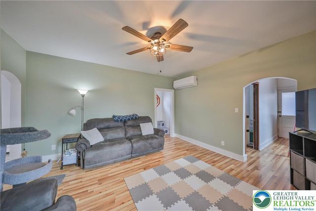 1138 Loxley Lane, Salisbury Twp, PA 18103