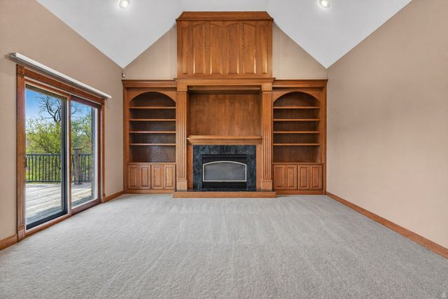 15215 WHITE SCHOOL Road, Roscoe, IL 61073