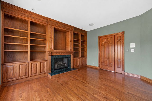 15215 WHITE SCHOOL Road, Roscoe, IL 61073