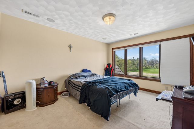 15215 WHITE SCHOOL Road, Roscoe, IL 61073
