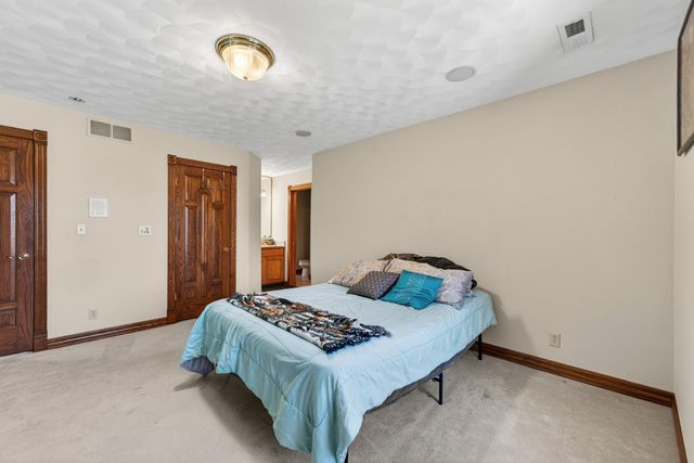 15215 WHITE SCHOOL Road, Roscoe, IL 61073