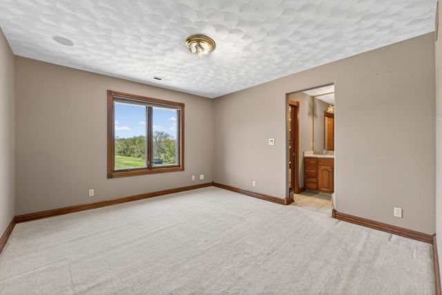 15215 WHITE SCHOOL Road, Roscoe, IL 61073
