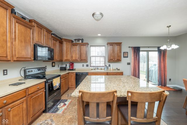 1826 Ballyganner Drive, Avon, IN 46123