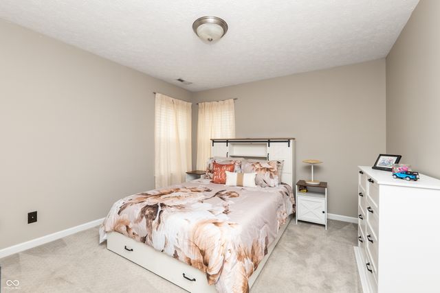 1826 Ballyganner Drive, Avon, IN 46123