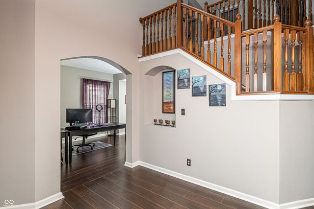 1826 Ballyganner Drive, Avon, IN 46123