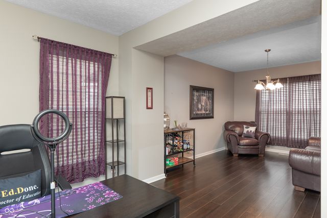 1826 Ballyganner Drive, Avon, IN 46123