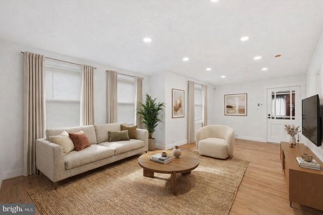 324 ELM AVE, Oaklyn, NJ 08107