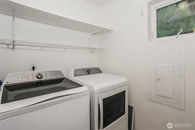 3311 New Hope Circle, Bremerton, WA 98312