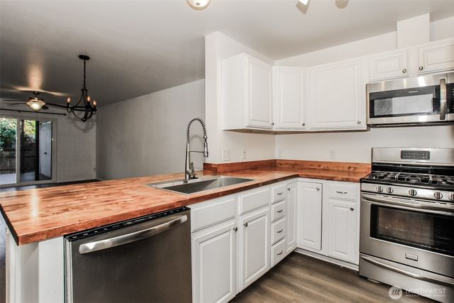 3311 New Hope Circle, Bremerton, WA 98312
