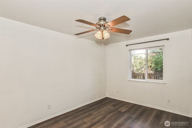 3311 New Hope Circle, Bremerton, WA 98312
