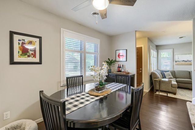 15319 40th Avenue N, Plymouth, MN 55446