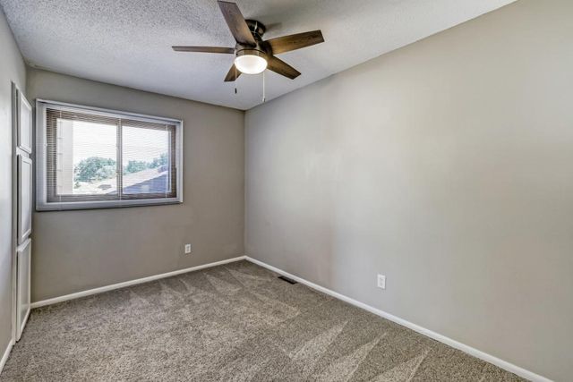 15319 40th Avenue N, Plymouth, MN 55446
