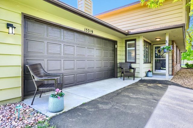 15319 40th Avenue N, Plymouth, MN 55446