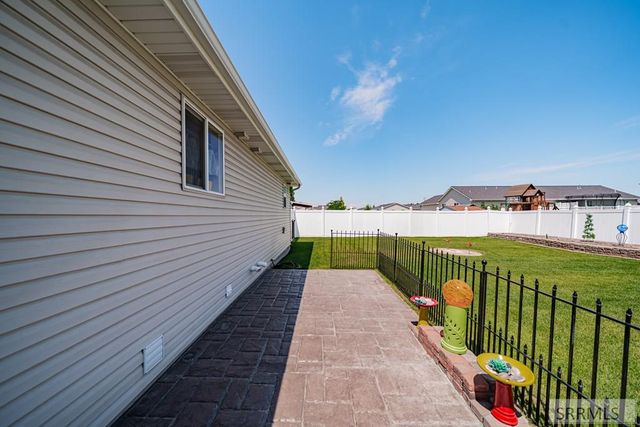 1123 Jackson Drive, Ammon, ID 83406