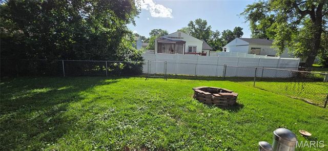 45 Cedar Brook Drive, Pacific, MO 63069