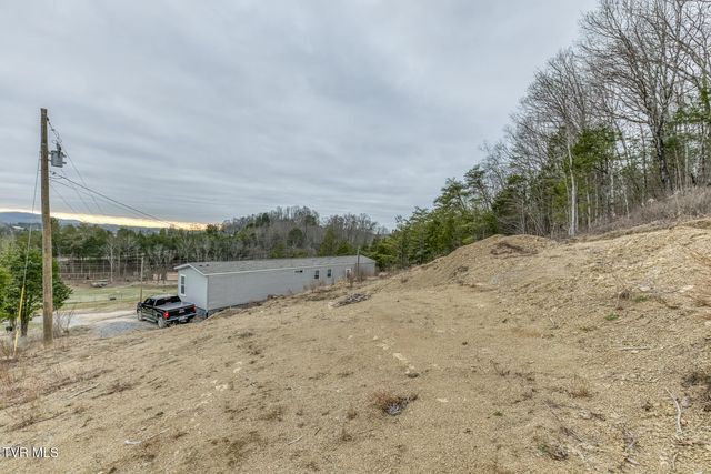 195 North Fork Branch Road, Rogersville, TN 37857