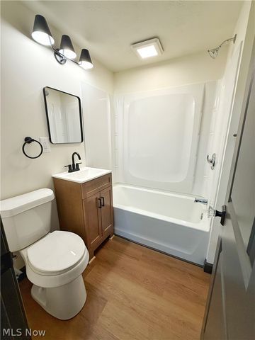 416 Bronson Street, Medina, OH 44256